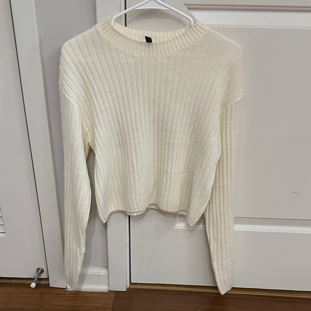 Divided cream small Sweater